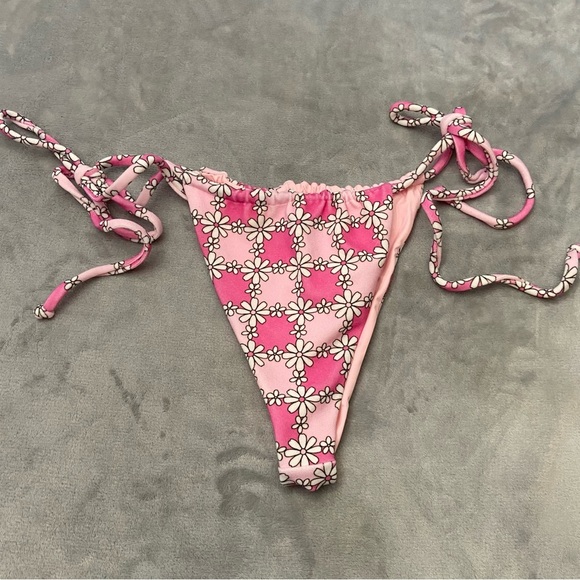 New! Frankie’s bikinis Tia Terry String Bikini Bottom Pink Daisy 24070 - Picture 4 of 9